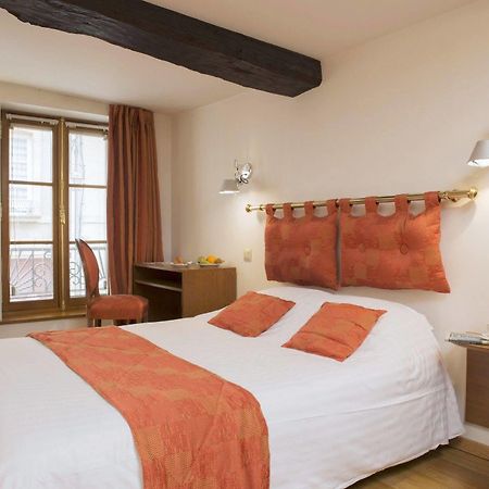 Le Saint Michel Hotel Седан Екстериор снимка