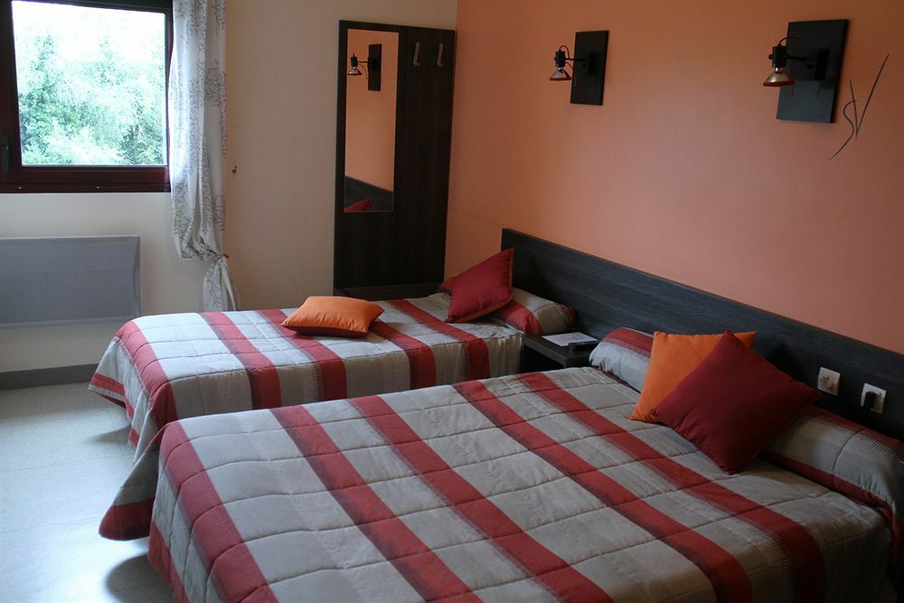 Le Saint Michel Hotel Седан Екстериор снимка